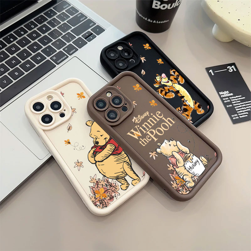Autumn Winnie The Pooh Leaves  - đánh giá và giá Phone Cases Iphone 17 Pro